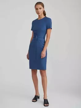 Платье с широким поясом