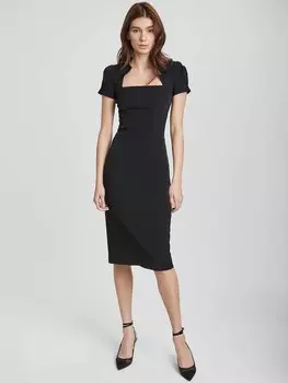 Приталенное платье из вискозы