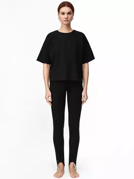 Свободная футболка