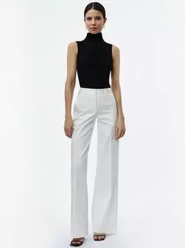 Трикотажное боди с высоким горлом