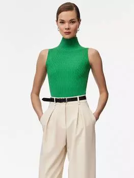 Трикотажное боди с высоким горлом