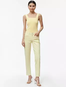 Укороченные джинсы