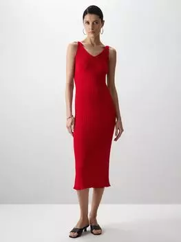 Вязаное платье без рукавов