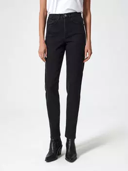 Зауженные джинсы