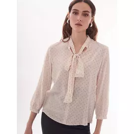 Р‘Р»СѓР·Р° СЃ Р»РµРЅС‚Р°РјРё