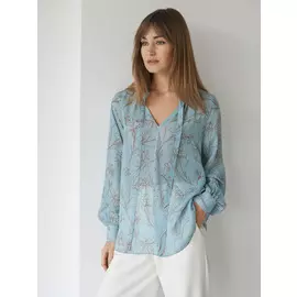 Р‘Р»СѓР·Р° СЃ Р»РµРЅС‚Р°РјРё