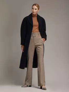 РџР°Р»СЊС‚Рѕ РёР· С€РµСЂСЃС‚Рё СЃ РѕР±СЉРµРјРЅС‹РјРё СЂСѓРєР°РІР°РјРё