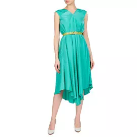 Платье из струящейся ткани на ремне