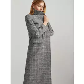 Прямое пальто в клетку