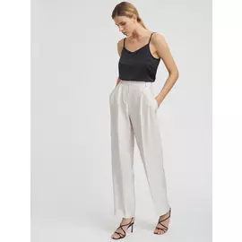 РџСЂСЏРјС‹Рµ Р±СЂСЋРєРё РЅР° С‚Р°Р»РёРё