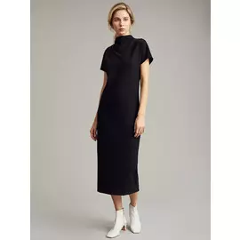 РўСЂРёРєРѕС‚Р°Р¶РЅРѕРµ РїР»Р°С‚СЊРµ СЃ РІС‹СЃРѕРєРёРј РІРѕСЂРѕС‚РЅРёРєРѕРј