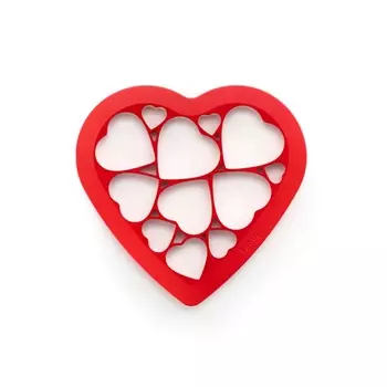 Форма для печенья красная Lekue Сердечки