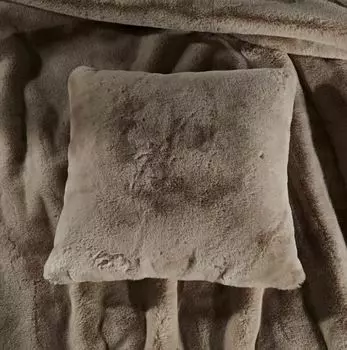 Наволочка 45 х 45 см Sofi de Marko Ричард бежевый