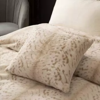 Наволочка 45 х 45 см Sofi de Marko Мех №4