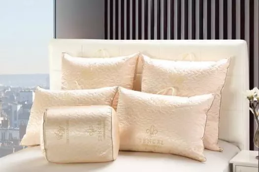 Подушка 70 х 70 см Sofi de Marko Luxury Tencel