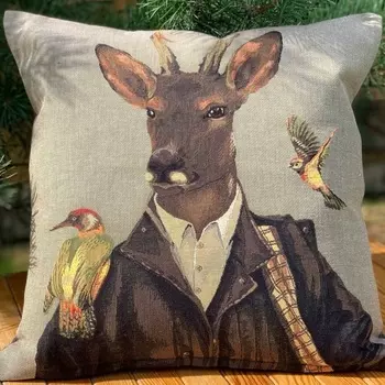 Подушка декоративная 45 х 45 см Le Gobelin Страна чудес Лось