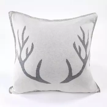 Подушка с орнаментом 45 х 45 см EnjoyMe Северный олень