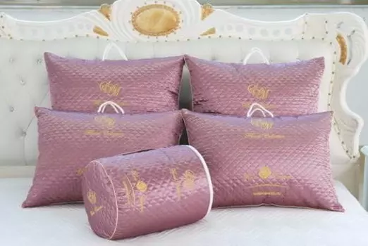 Подушка 70 х 70 см Sofi de Marko Rose