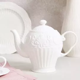 Чайник Emboss White