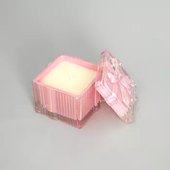 Свеча ароматическая Peach fuzz