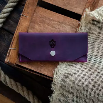 Кожаный пенал, винтажная малина