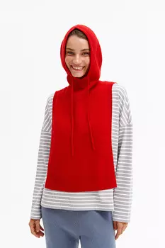 Капор с манишкой