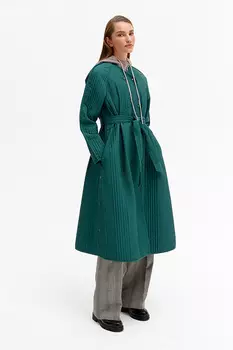 Пальто с вертикальной стежкой