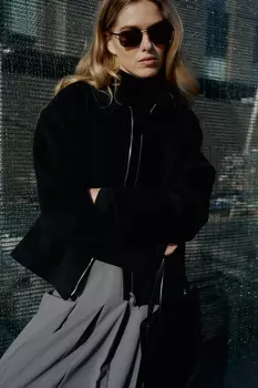 Пальто укороченное из шерсти с кашемиром