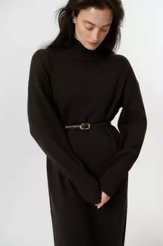 Платье миди вязаное с длинным рукавом