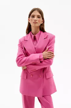 Жакет двубортный приталенный с заострёнными лацканами