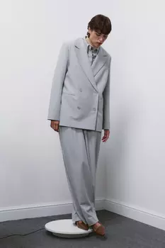 Жакет двубортный прямого силуэта