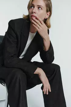 Жакет двубортный прямого силуэта