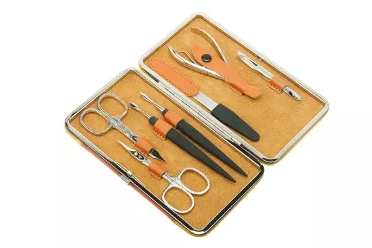 Маникюрный набор 7 предметов DEWAL