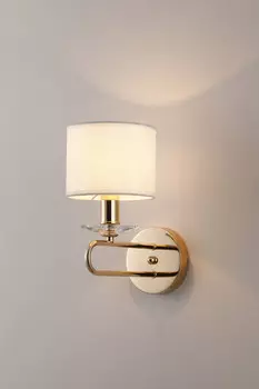 Бра Moderli V2630-1W