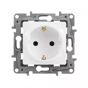 Розетка Legrand 672222