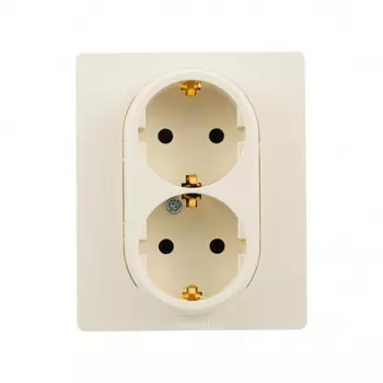 Розетка Legrand 672323