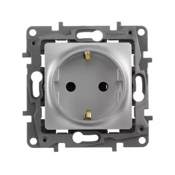 Розетка Legrand 672421