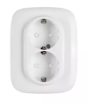 Розетка Legrand Valena ALLURE DIY 2-местная с заземлением с защитными шторками, белая
