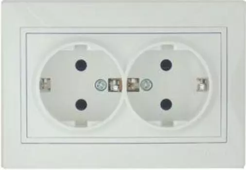 Розетка Lezard МИРА 2-местная скрытой установки с заземлением белая