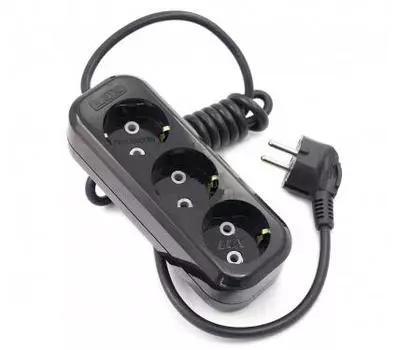 Сетевой удл-ль черный LUX У3-Е-05 3-местный с з/к, 250В , 5м