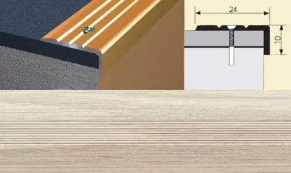 Угол 24*10 1,8 груша белая