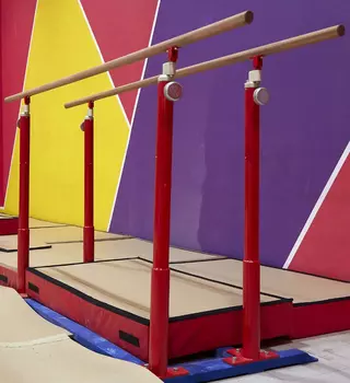 Брусья Олимпийские Гимнаст мужские, с углепластиковыми жердями, профессиональные П.04a