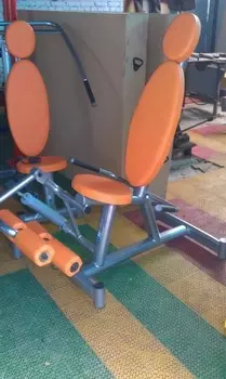 Гидравлический тренажер Сгибание и разгибание ног Hercules А-178g