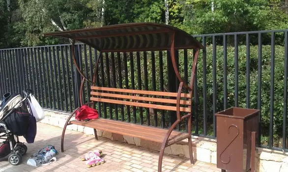 Лавочка с крышей Hercules 3126