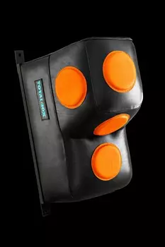 Подушка кожаная боксерская Г-образная с мишенями Totalbox ПНКГМ 40х60х46