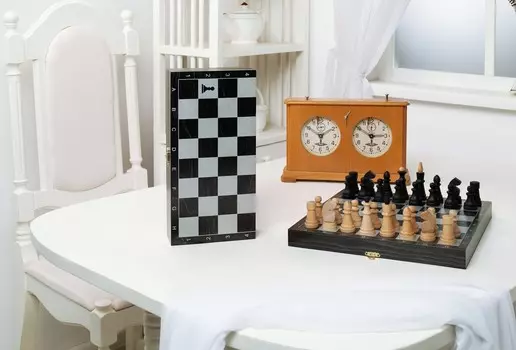 Шахматы обиходные деревянные с дорожной деревянной черной доской Классика 469-20 серебро