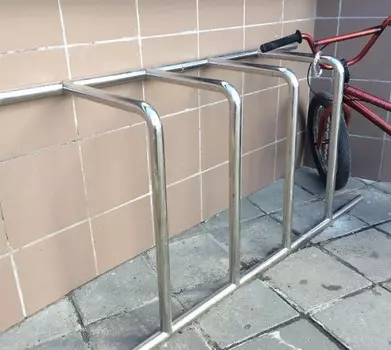 Велопарковка пристенная Мэр Hercules 5690