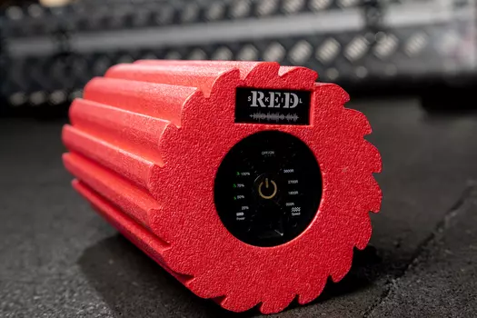 Вибрационный массажный ролик RED Skill красный