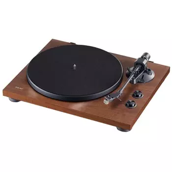 Проигрыватель винила TEAC