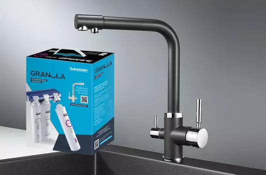 Комплект кухонный смеситель с встроенным фильтром Granula 2015 Чёрный+АКС-002